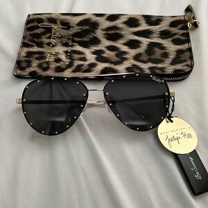 STILL AVAILABLE! COPY - Quay Australia x Jaclyn Hill Sunglasses “Roxanne”